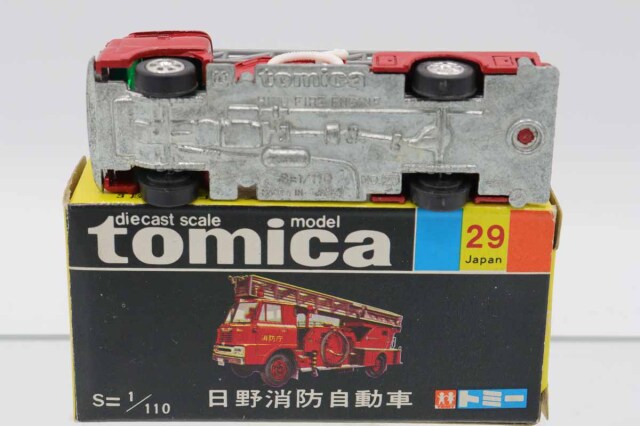 ミニカーショップ ケンボックス トミカ 黒箱☆29☆日野ハシゴ 消防車