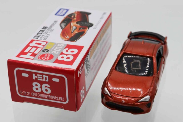 トミカ 。ケンタッキー86。 Amazon | トミカ トヨタ86 KahLA特注 ケンタッキーフライドチキン KFC