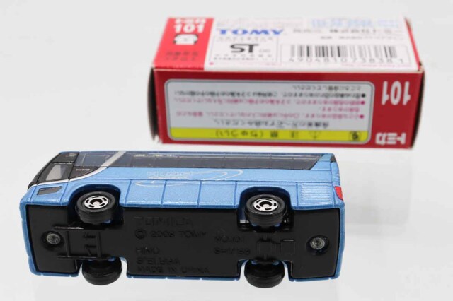トミカ　赤箱