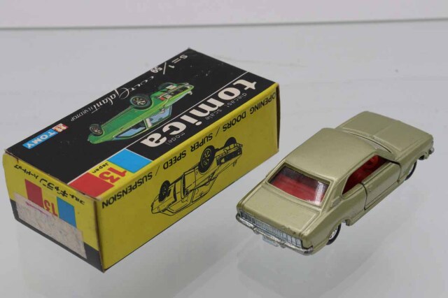 ミニカーショップ ケンボックス トミカ 黒箱☆13☆三菱コルト ギャラン