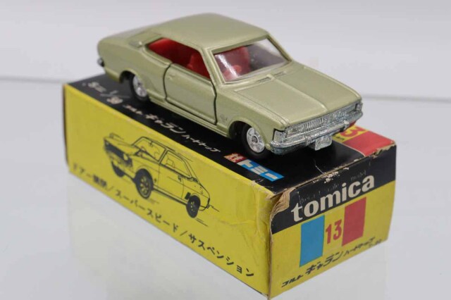 ミニカーショップ ケンボックス トミカ 黒箱☆13☆三菱コルト ギャラン