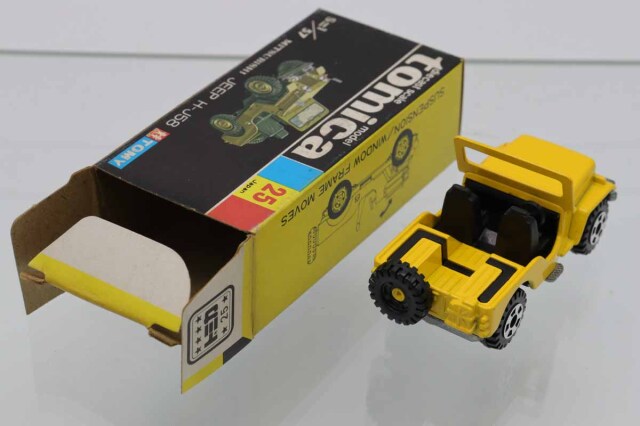 ミニカーショップ ケンボックス トミカ 黒箱☆25☆三菱ジープ H-J58(黄