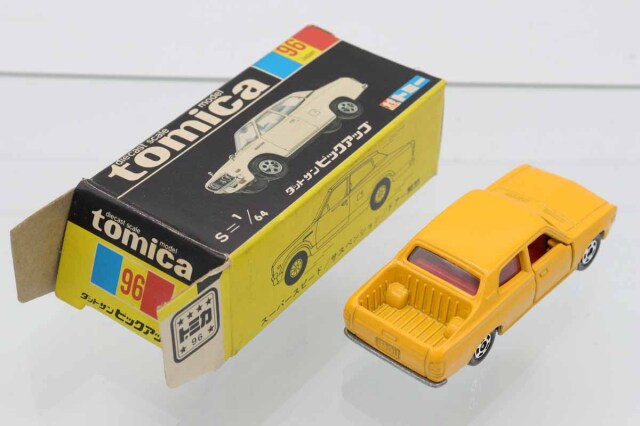ミニカーショップ ケンボックス トミカ 黒箱☆96☆ダットサン