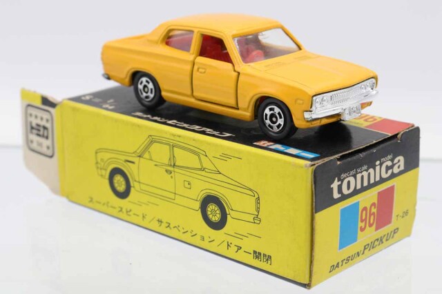 ミニカーショップ ケンボックス トミカ 黒箱☆96☆ダットサン
