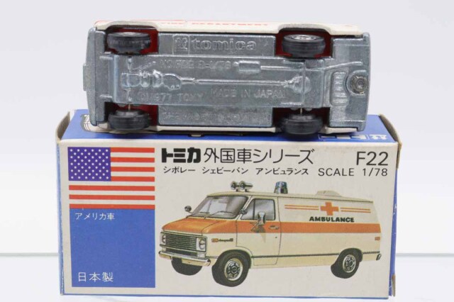 ミニカーショップ ケンボックス トミカ 青箱☆F22☆シボレー