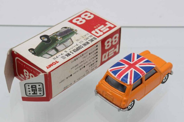 ミニカーショップ ケンボックス トミカ 赤箱(日本製)☆88☆BLMCミニ