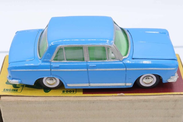 ミニカーショップ ケンボックス 大盛屋☆PHE33☆三菱コルト1000(ライト