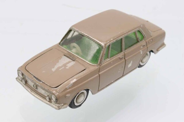 ブリキ製 マツダ ルーチェ ブリキ製 マツダ ルーチェ