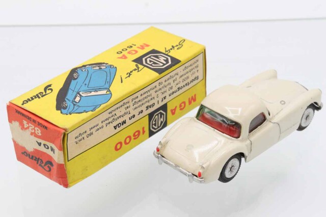 ミニカーショップ ケンボックス Tekno☆824☆MGA 1600(薄ベージュ