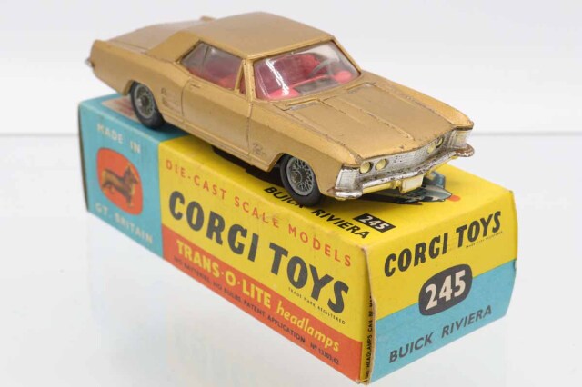 ミニカーショップ ケンボックス CORGI TOYS☆245☆BUICK RIVIERA(金