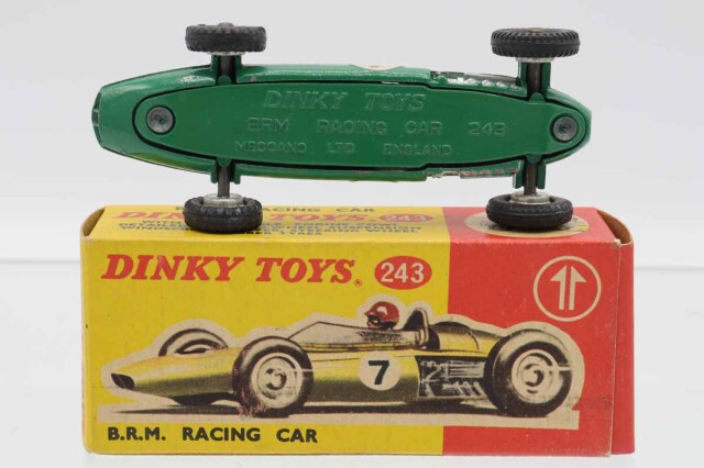 ミニカーショップ ケンボックス DINKY TOYS☆243☆BRM Racing Car #7