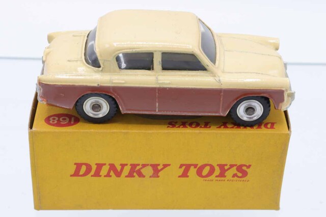 値下げしました！DINKY TOYS ミニカーショップ ケンボックス DINKY TOYS☆168☆SINGER GAZELLE