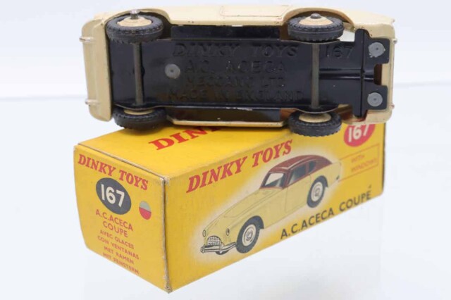 ミニカーショップ ケンボックス DINKY TOYS☆167☆A.C.ACECA COUPE