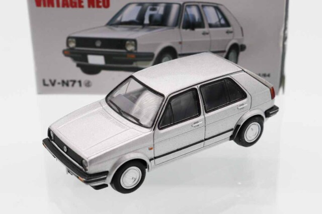 トミカ　TLV　ネオ