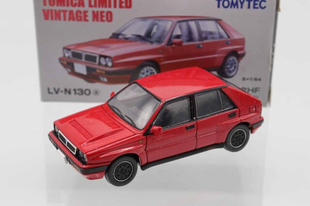 トミカ　TLV　ネオ