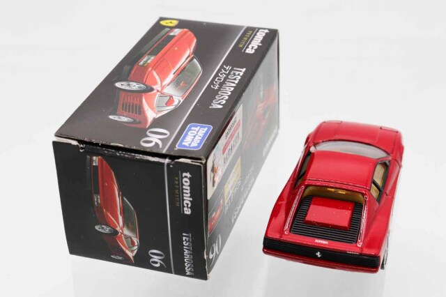 ミニカーショップ ケンボックス トミカプレミアム☆06☆フェラーリ