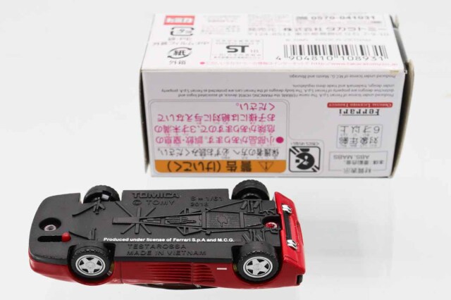 ミニカーショップ ケンボックス トミカプレミアム☆06☆フェラーリ