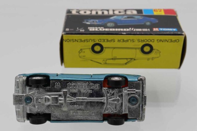 ミニカーショップ ケンボックス トミカ 黒箱☆62☆日産ブルーバードU