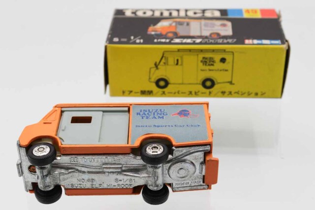 ミニカーショップ ケンボックス トミカ 黒箱☆49☆いすゞエルフ