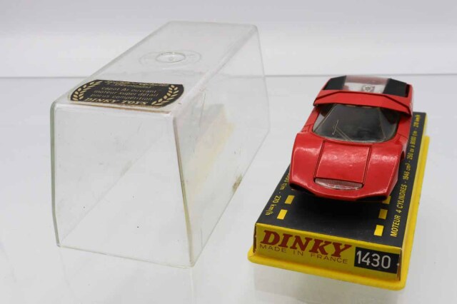 ミニカーショップ ケンボックス DINKY☆1430☆FIAT ABARTH 2000