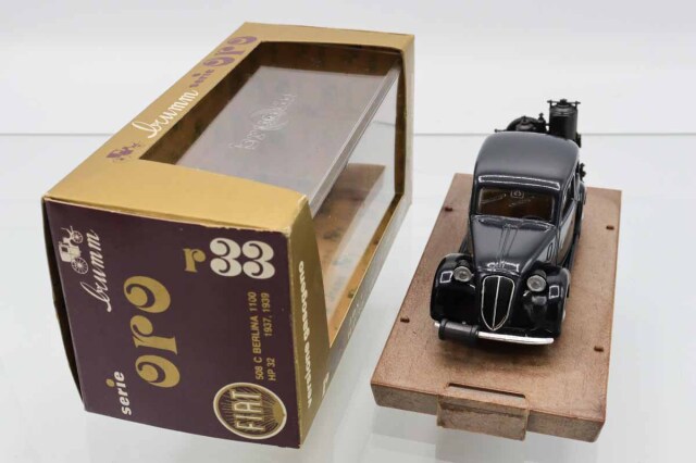 ミニカーショップ ケンボックス brumm☆r33☆Fiat 508C Berlina 1100
