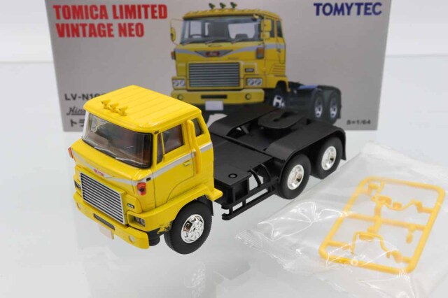 トミカ　TLV　ネオ