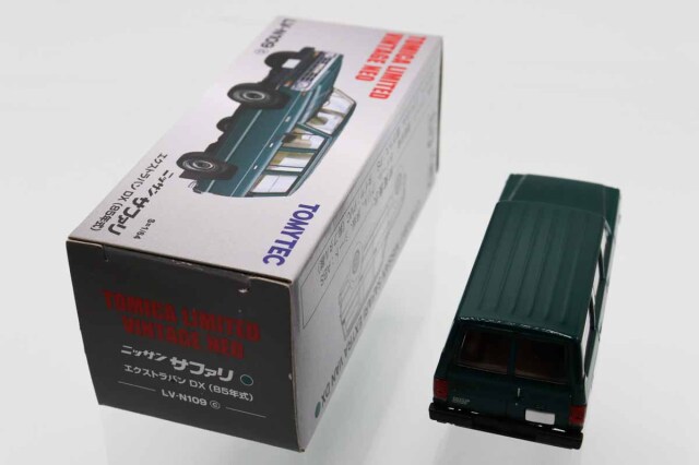 トミカ　TLV　ネオ
