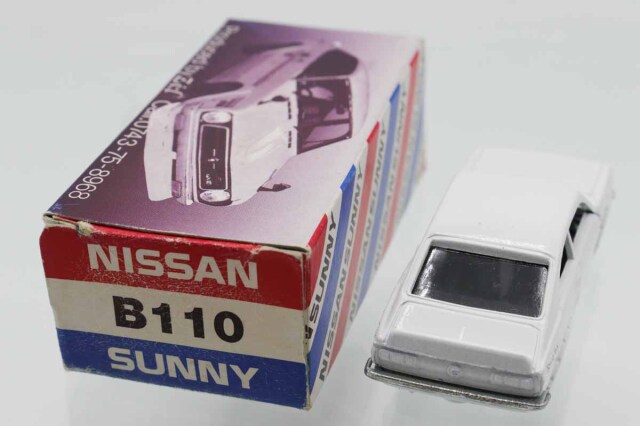ミニカーショップ ケンボックス トミカ特注（日本製）日産サニー 1200