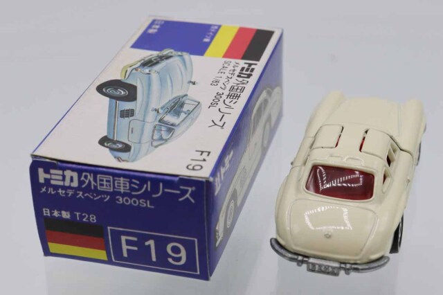 ミニカーショップ ケンボックス トミカ 青箱☆F19☆メルセデスベンツ