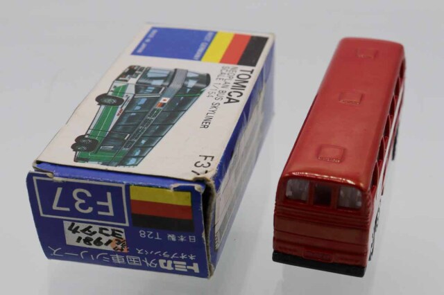 トミカ　青箱