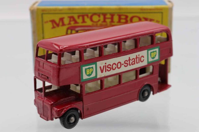 トミカ　マッチボックス　ディンキートイズ　等々 レトロ　レア品 マッチボックス ミニカーショップ ケンボックス