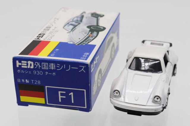ま*舗様 【日本製】【レアカラー】トミカ　美品　ポルシェ930ターボ　青箱 トミカ F1 ポルシェ 930 ターボ 青箱 TMC00683 - ガシャポン