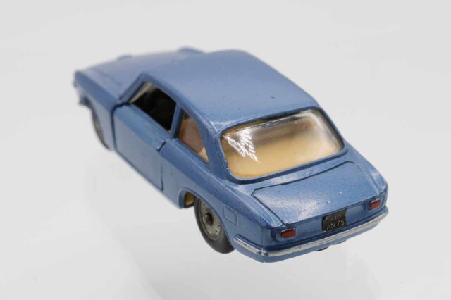 ミニカーショップ ケンボックス MERCURY☆N.40☆GIULIA GT(青/黒