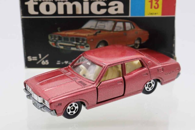 ミニカーショップ ケンボックス トミカ 黒箱☆13☆日産セドリック