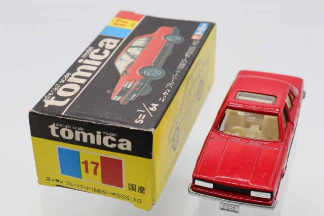ミニカーショップ ケンボックス トミカ 黒箱☆17☆日産ブルーバード