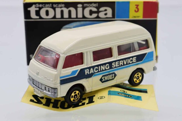 ミニカーショップ ケンボックス トミカ 黒箱☆3☆日産キャラバン