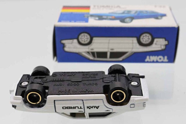 ミニカーショップ ケンボックス トミカ 青箱☆F32☆アウディ5000ターボ