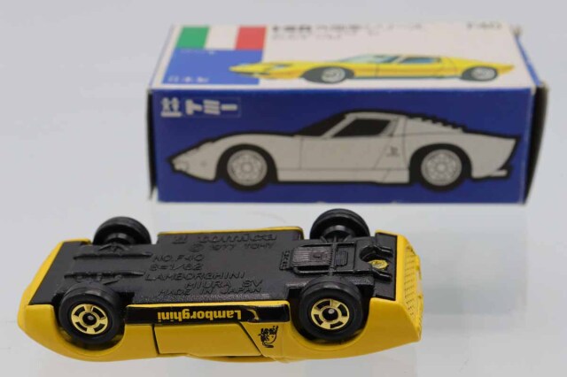 ミニカーショップ ケンボックス トミカ 青箱☆F40☆ランボルギーニ
