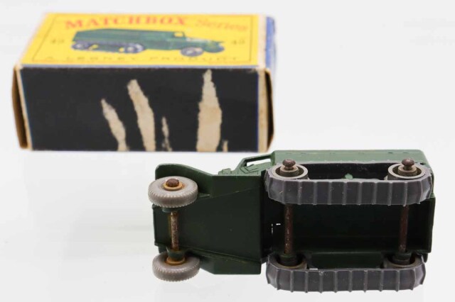 ミニカーショップ ケンボックス マッチボックス☆49☆ARMY HALF TRACK