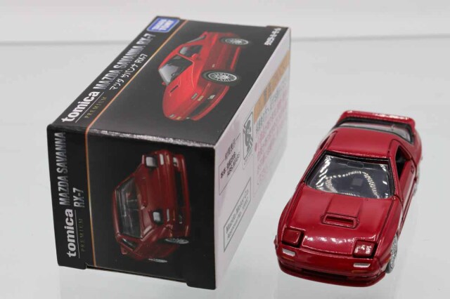 ミニカーショップ ケンボックス トミカプレミアムマツダサバンナ RX-7