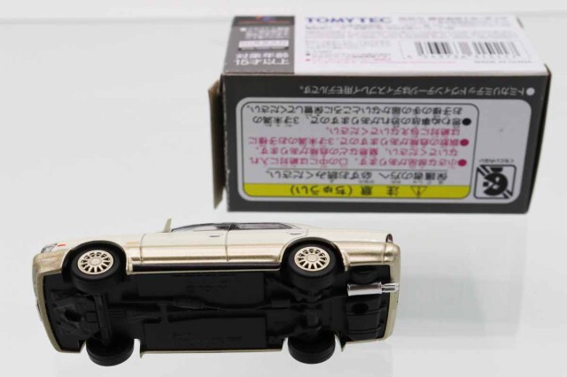 トミカ　TLV　ネオ
