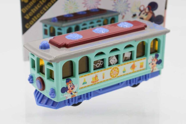 ディズニートミカ
