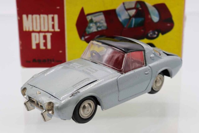モデルペット