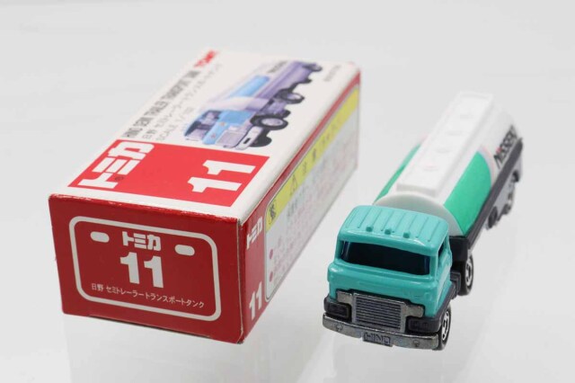 未開封　TOMICA　トミカ　日野セミトレーラー ミニカーショップ ケンボックス トミカ 赤箱☆11☆日野セミトレーラー