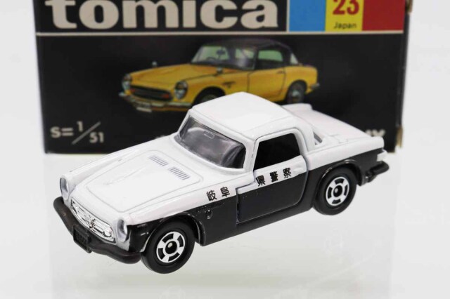 トミカ 黒箱