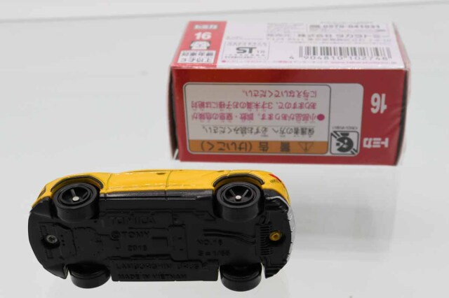 ミニカーショップ ケンボックス トミカ 赤箱☆16☆ランボルギーニ