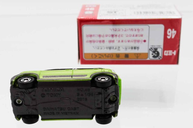 トミカ　赤箱