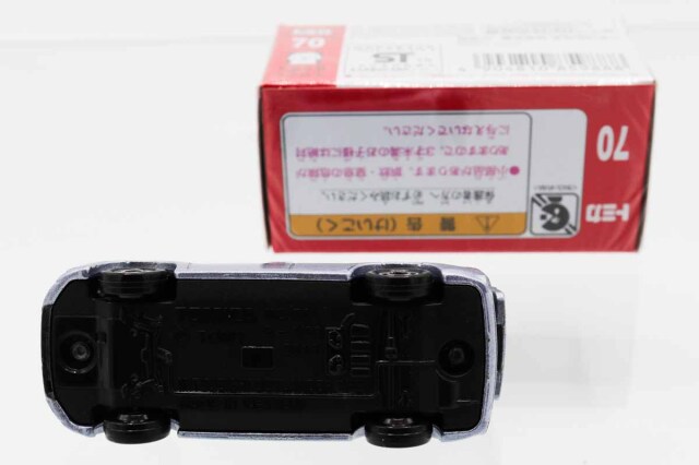 トミカ　赤箱