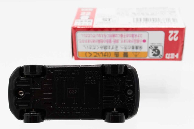 トミカ　赤箱