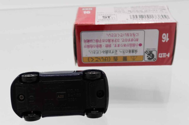 トミカ　赤箱